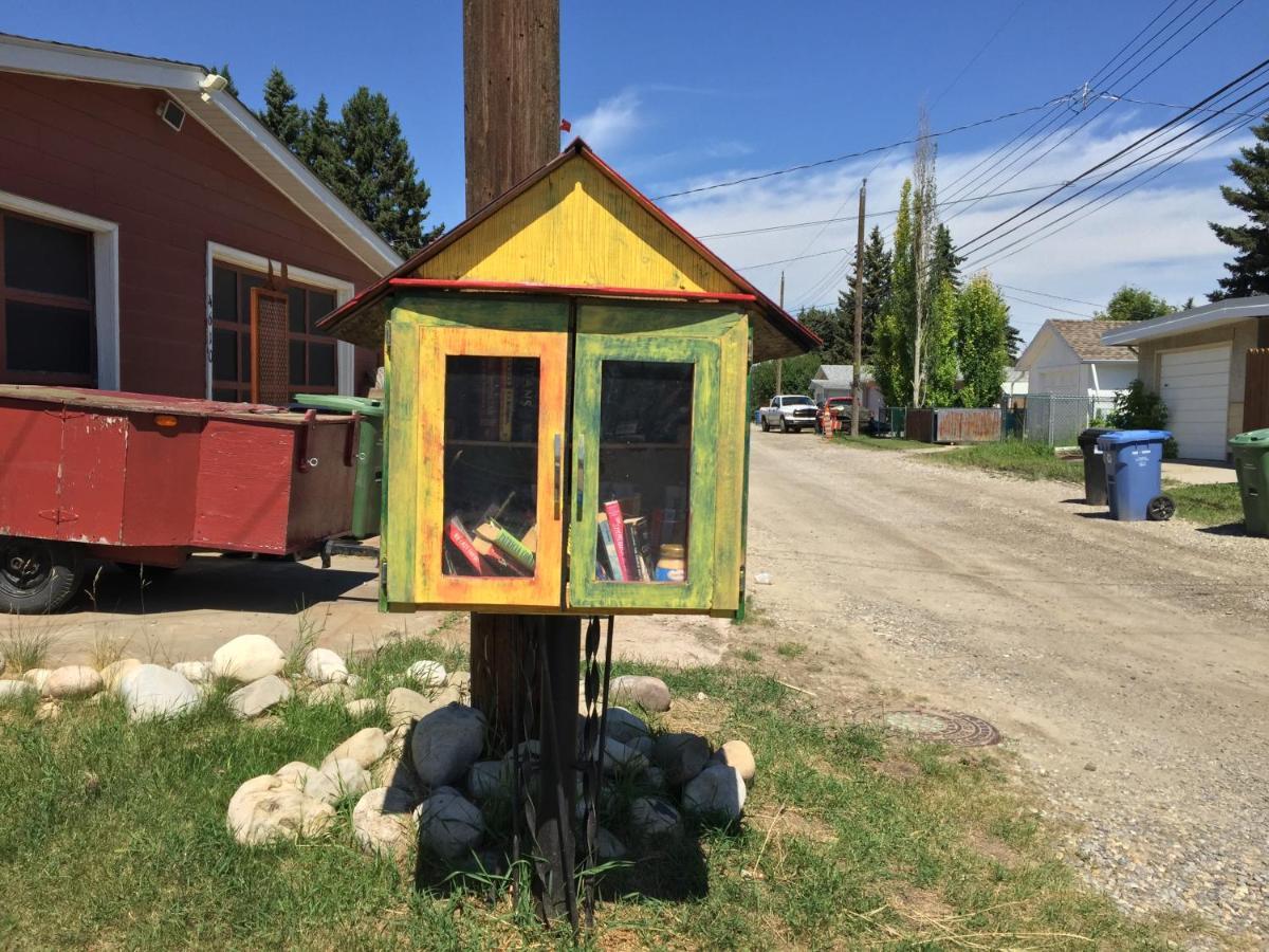 The Calgary Hub Hostel Style Home YYC Exterior foto